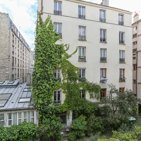 Charming Studio For A Romantic * Париж